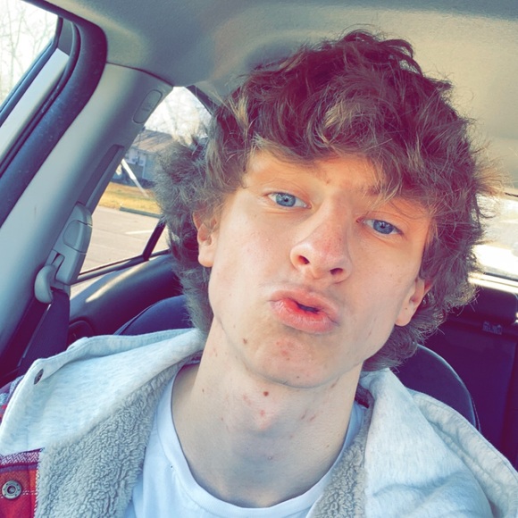 Meet your Posher, Blake - Picture 1 of 1